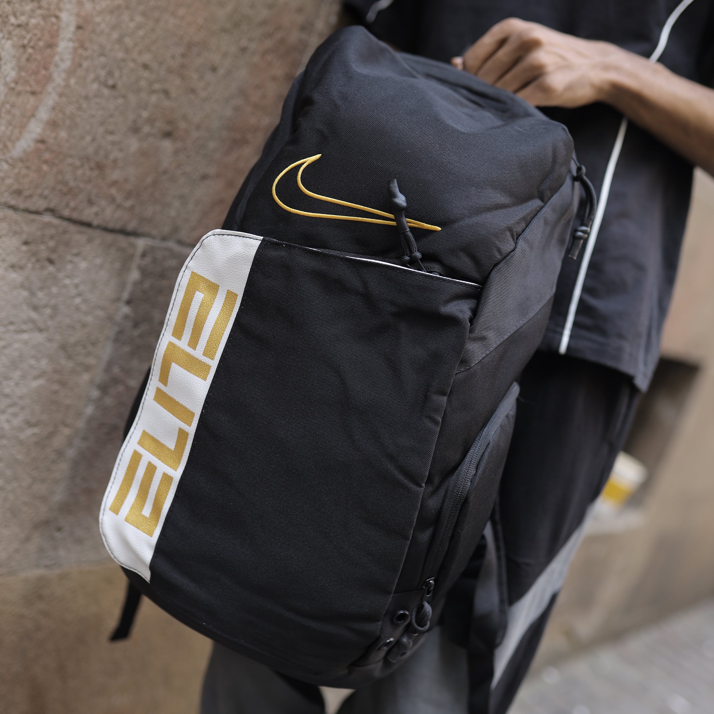 NIKE HOOPS ELITE GOLDEN BASKETBALL BACKPACK (32L)