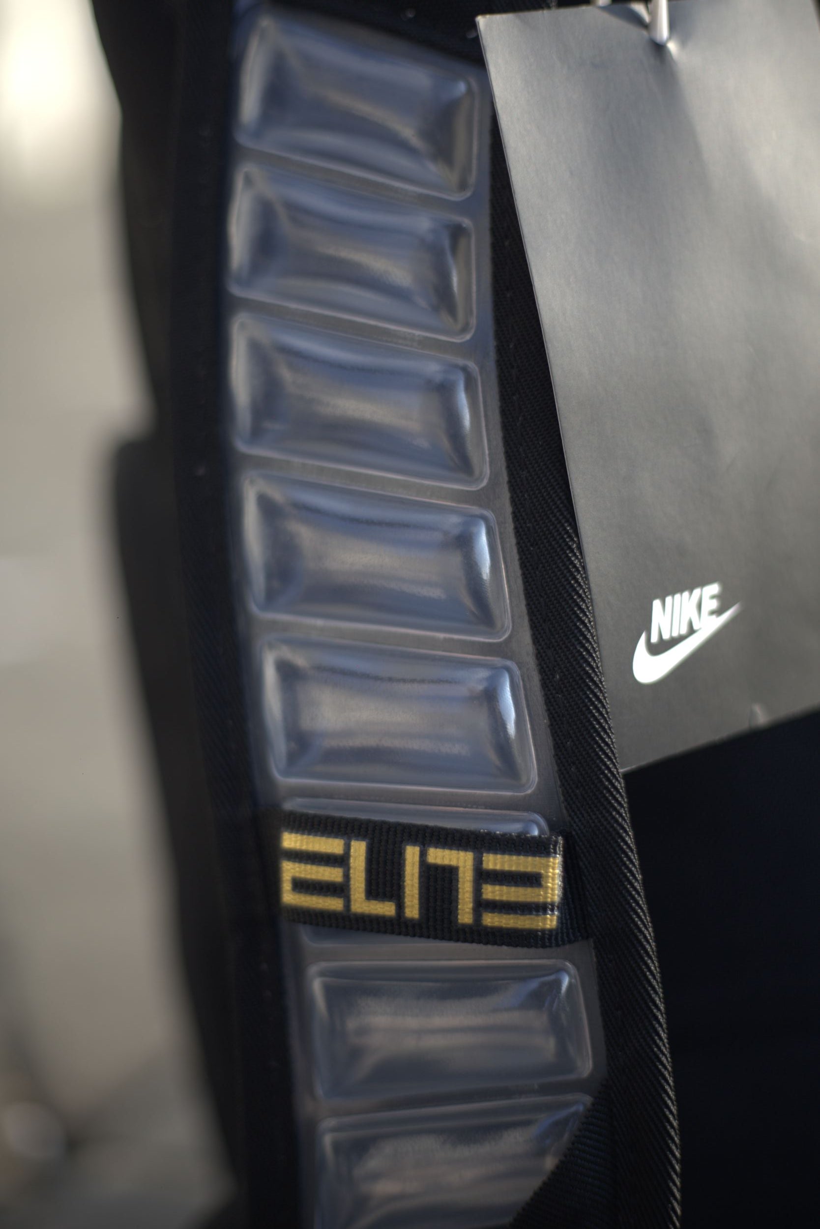 NIKE HOOPS ELITE GOLDEN BASKETBALL BACKPACK (32L)